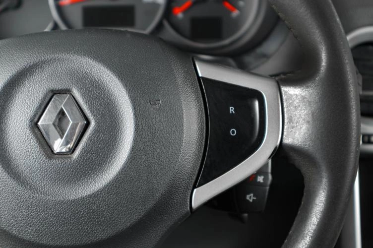 Renault Koleos 15 из 21