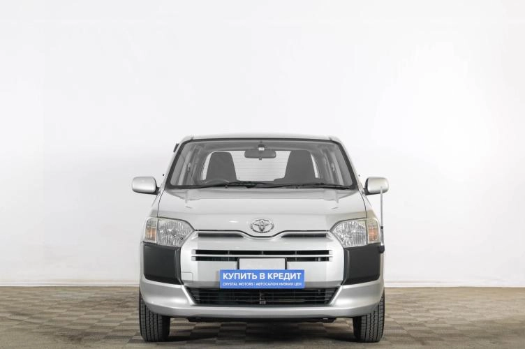 Toyota Succeed 2 из 6