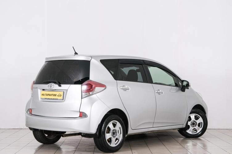 Toyota Ractis 6 из 6
