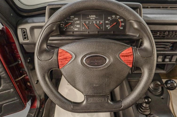 ВАЗ (LADA) 4x4 (Нива) 8 из 12