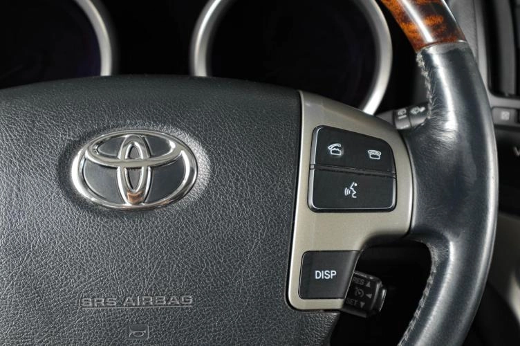 Toyota Land Cruiser 15 из 23