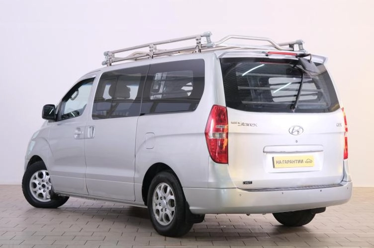 Hyundai Grand Starex 4 из 6