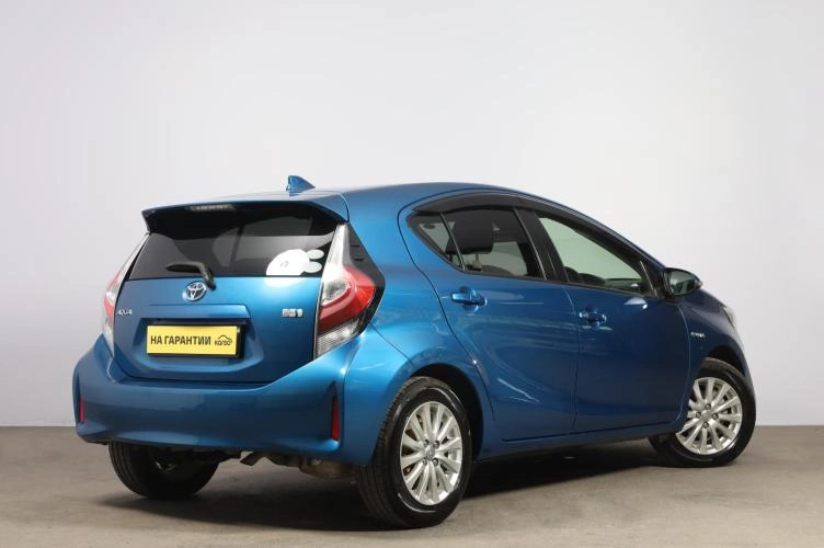 Toyota Aqua 6 из 6