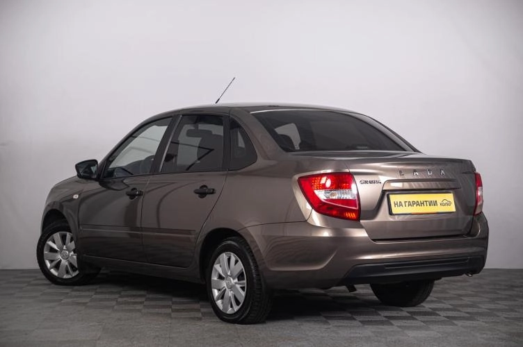 ВАЗ (LADA) Granta 5 из 6