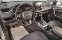 Toyota RAV4 8 из 17