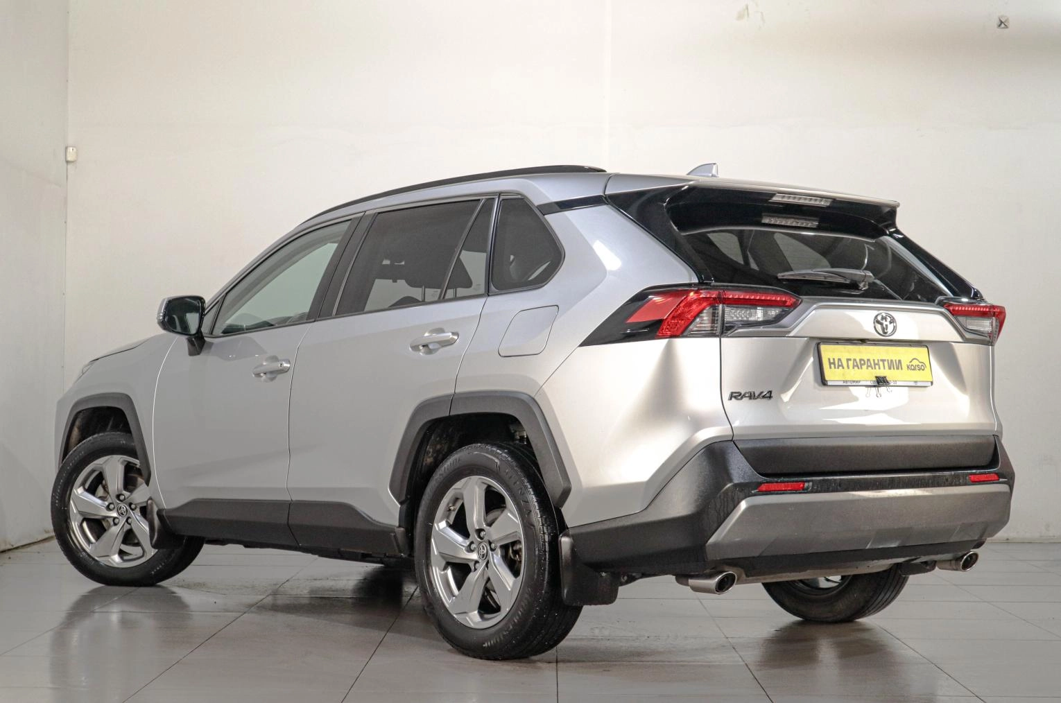 Toyota RAV4 4 из 17
