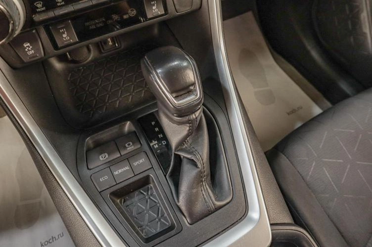 Toyota RAV4 16 из 17