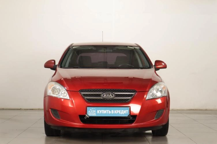 KIA cee'd 3 из 6