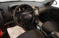 KIA cee'd 8 из 17