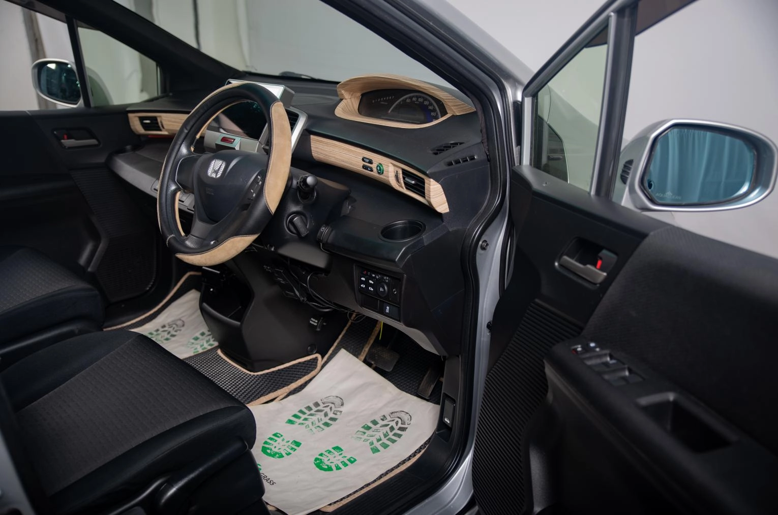 Honda Freed 8 из 15