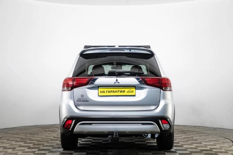 Mitsubishi Outlander 5 из 6