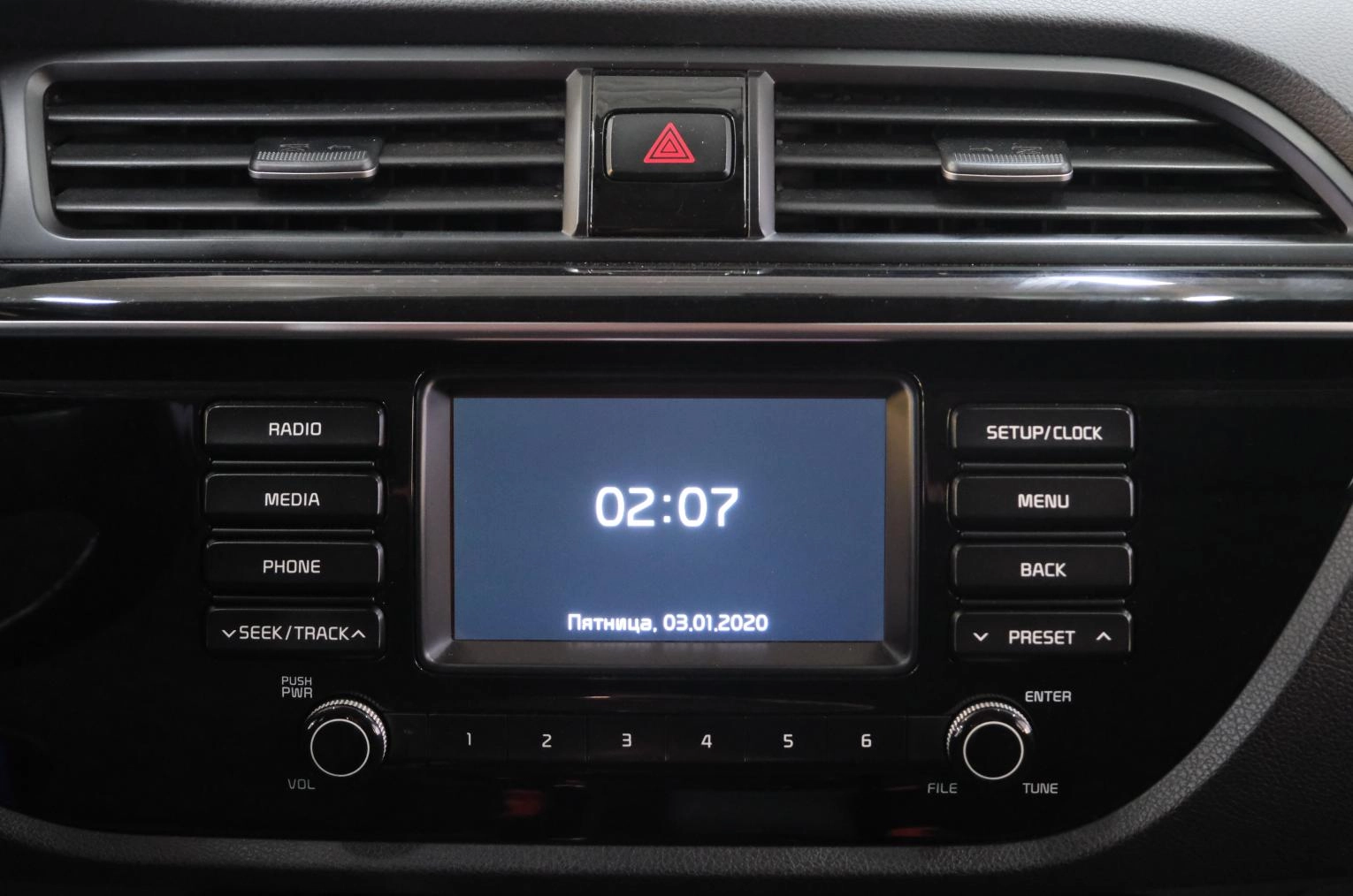 KIA Rio 14 из 22
