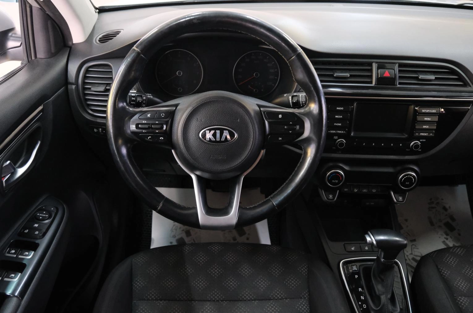 KIA Rio 11 из 22