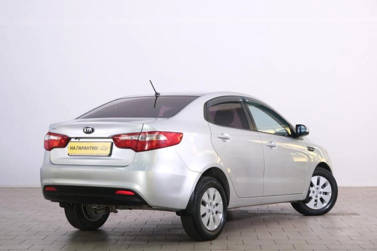KIA Rio 6 из 6