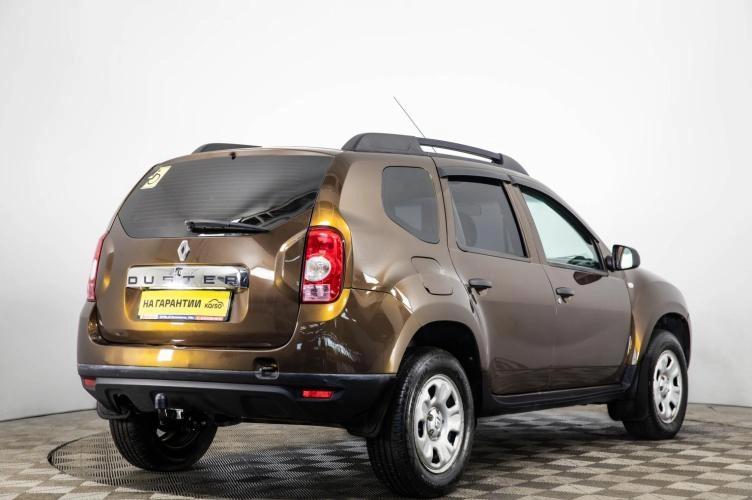 Renault Duster 4 из 6