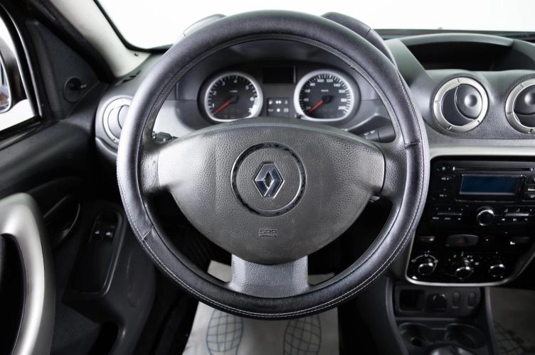 Renault Duster 16 из 19
