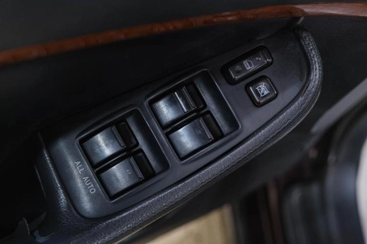 Toyota Avensis 23 из 41