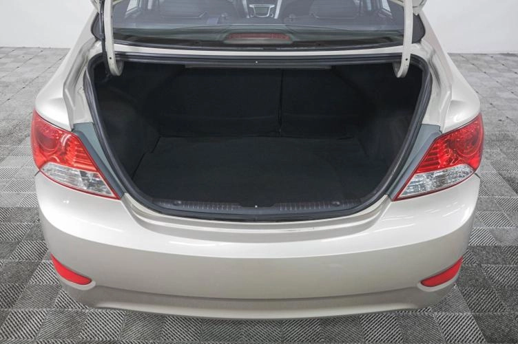 Hyundai Solaris 7 из 18
