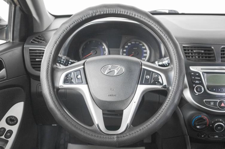 Hyundai Solaris 15 из 18