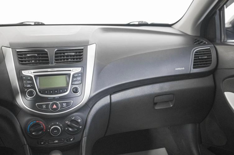 Hyundai Solaris 14 из 18