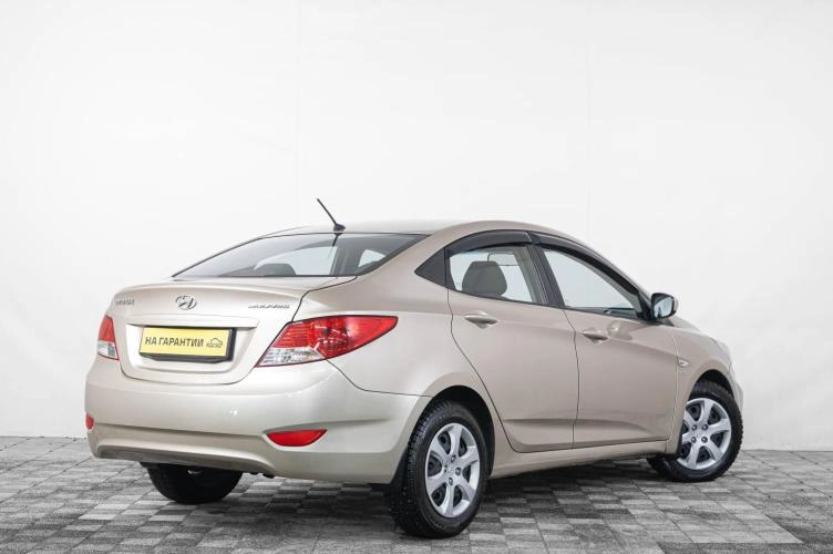 Hyundai Solaris 6 из 6