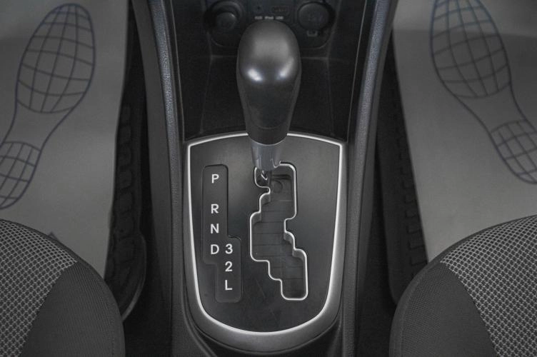 Hyundai Solaris 17 из 18