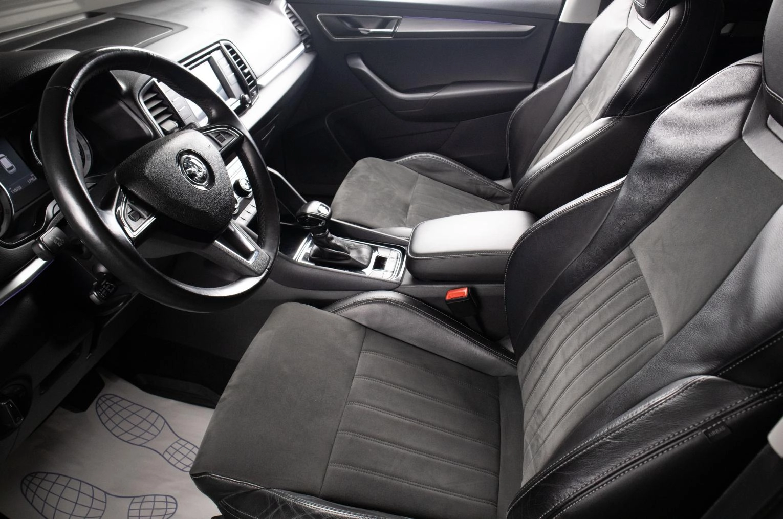Skoda Karoq 17 из 22