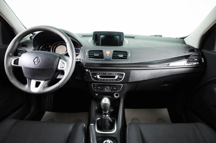 Renault Megane 12 из 20