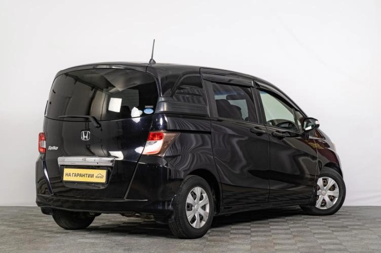 Honda Freed 6 из 6