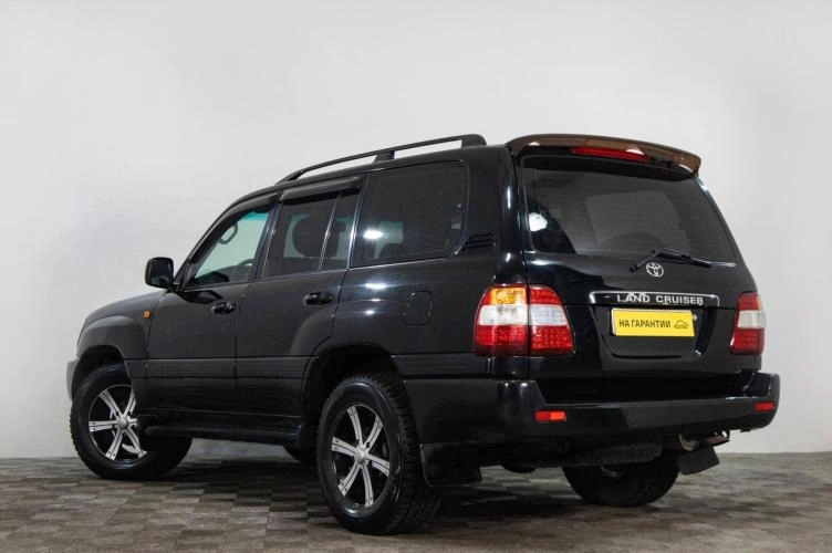 Toyota Land Cruiser 6 из 6