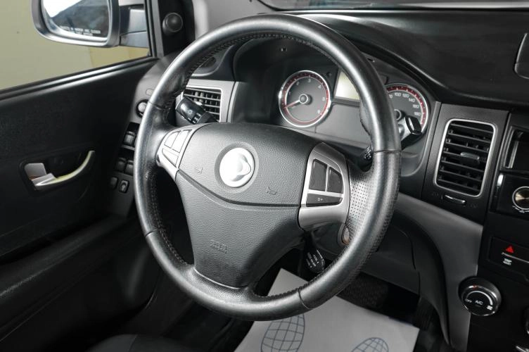 SsangYong Actyon 11 из 20