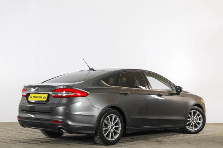 Ford Fusion (North America) 6 из 6