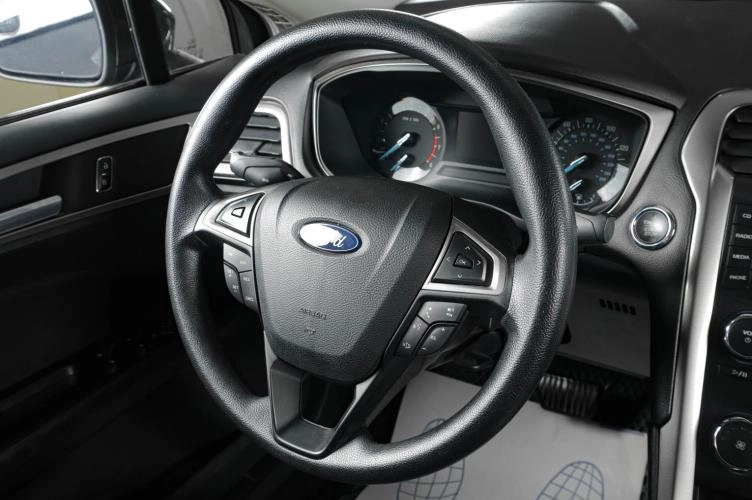 Ford Fusion (North America) 11 из 19