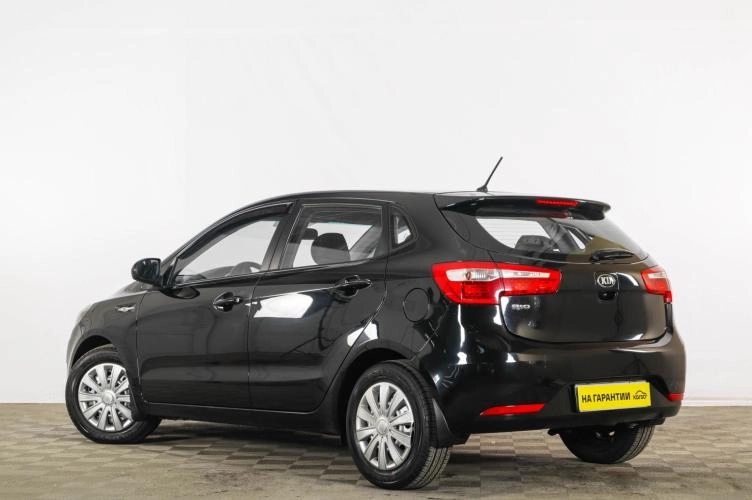 KIA Rio 4 из 6