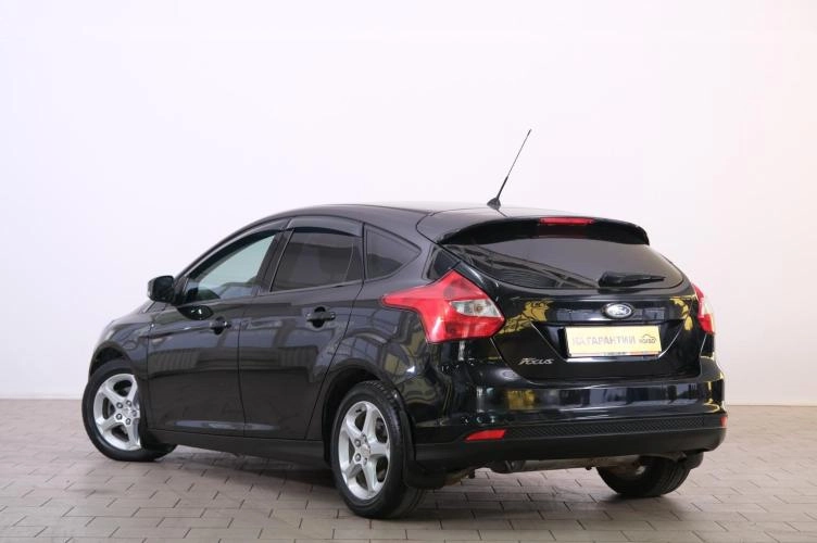 Ford Focus 4 из 6