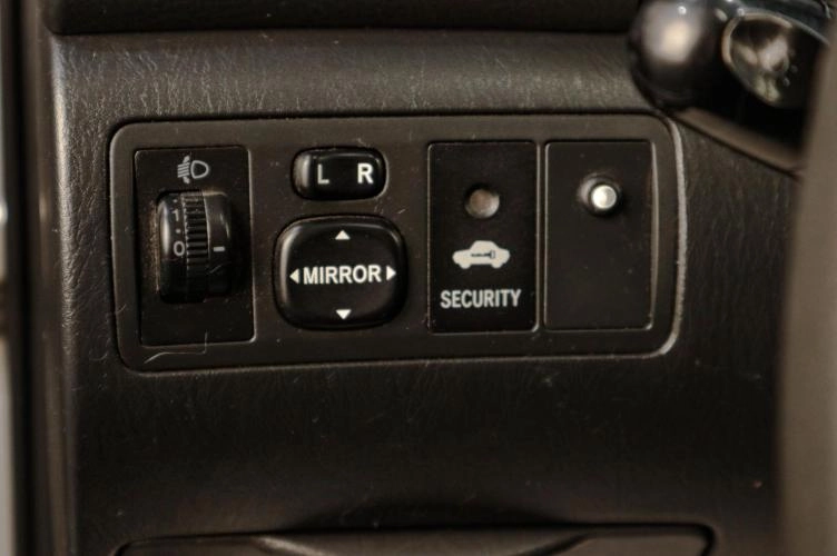 Toyota Corolla 9 из 17