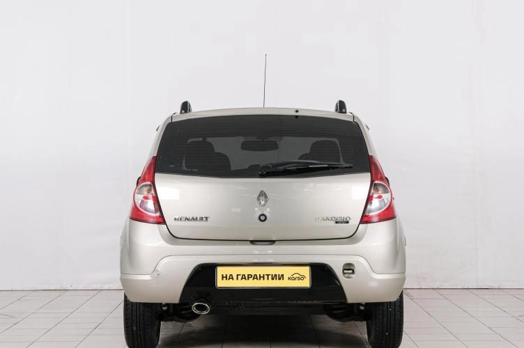 Renault Sandero 5 из 6