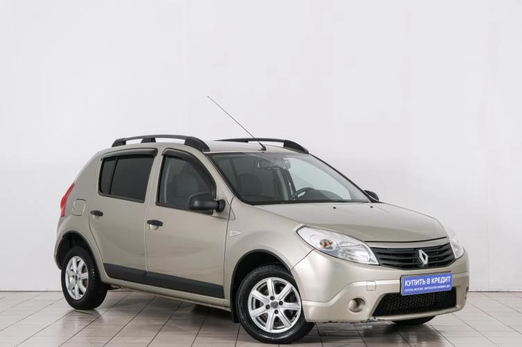 Renault Sandero 1 из 6