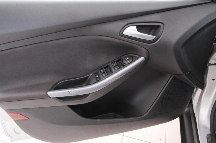 Ford Focus 20 из 22