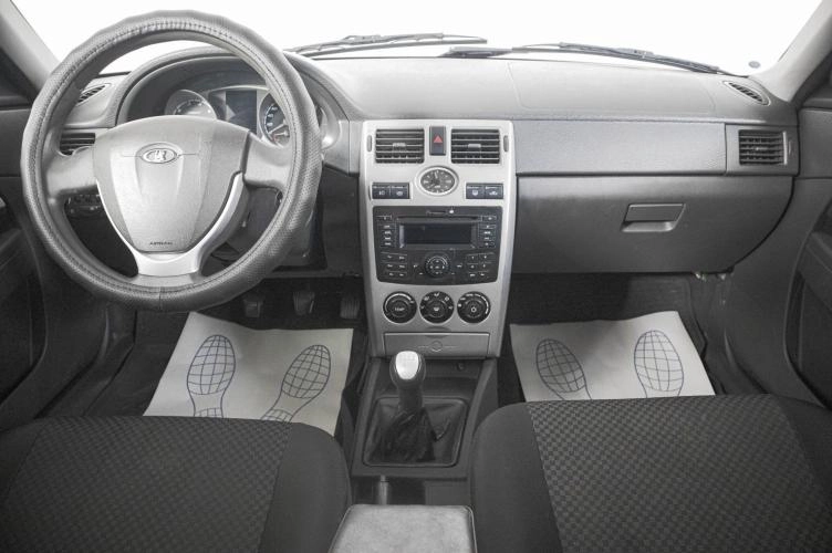 ВАЗ (LADA) Priora 13 из 19