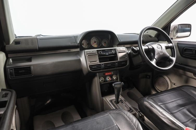 Nissan X-Trail 9 из 16