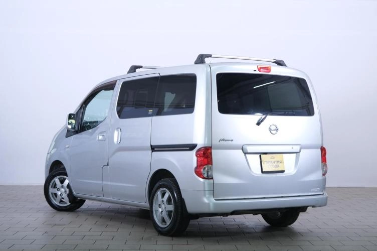 Nissan NV200 4 из 6