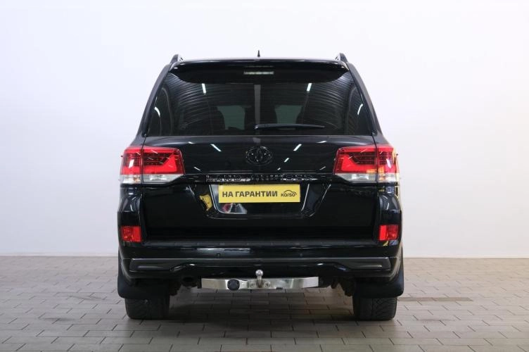 Toyota Land Cruiser 5 из 6