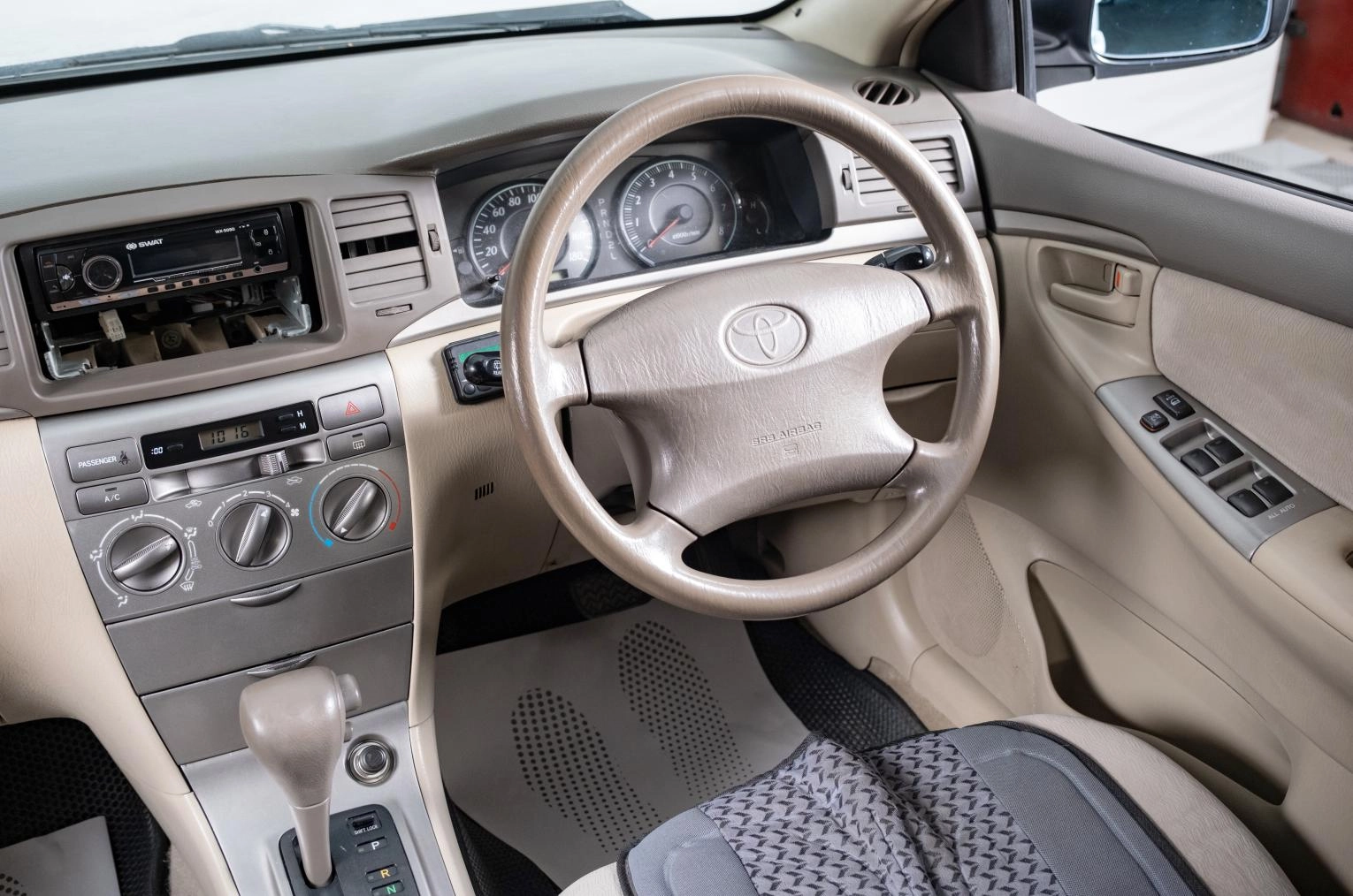 Toyota Corolla Fielder 11 из 31