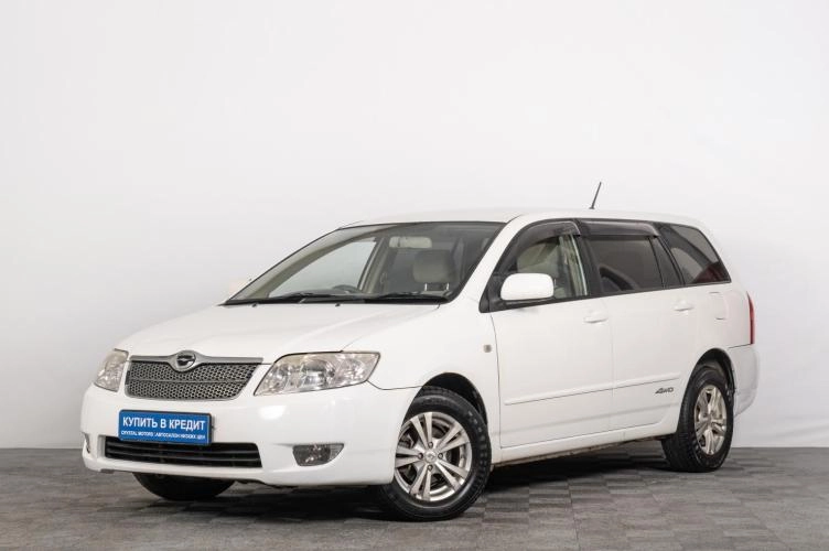 Toyota Corolla Fielder 2 из 6