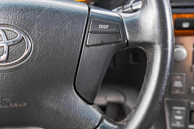 Toyota Avensis 13 из 22