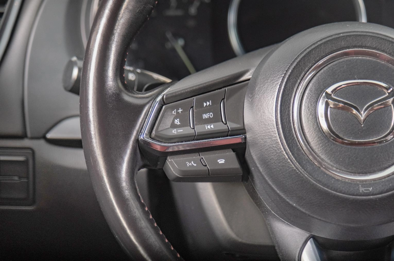 Mazda CX-9 13 из 19