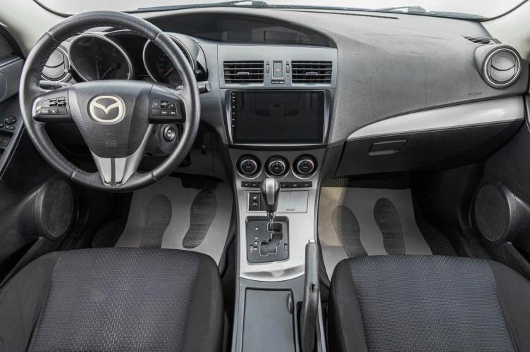 Mazda 3 9 из 23