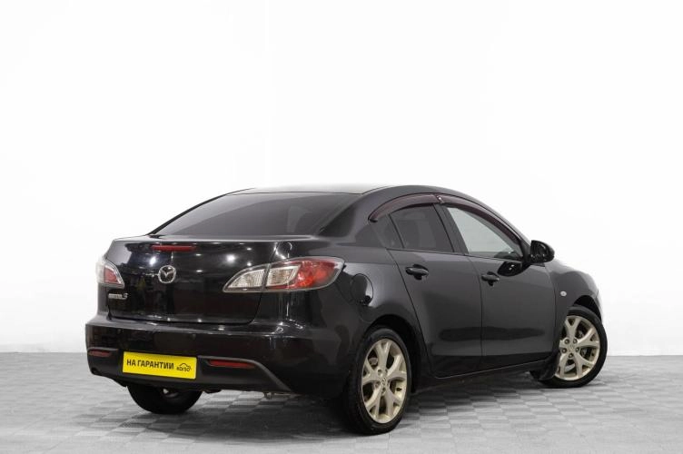 Mazda 3 4 из 6