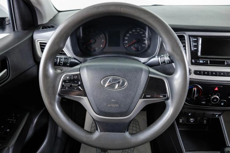Hyundai Solaris 14 из 21